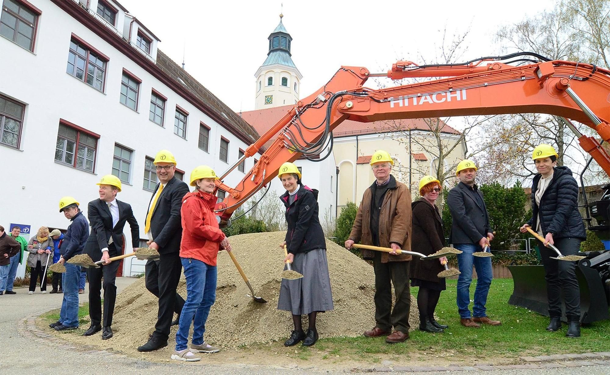 Spatenstich für zweiten Bauabschnitt am Haus Georg