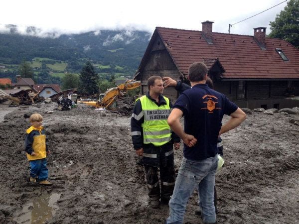 Schlammlawine Verw Stet Ort In Sterreich