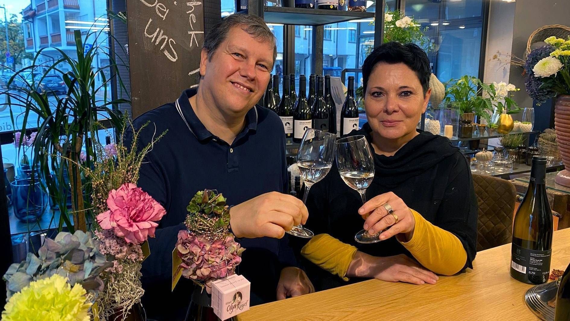 Buntes Bouqet: In der Blumenwerkstatt Opus gibt’s jetzt eine Vinothek