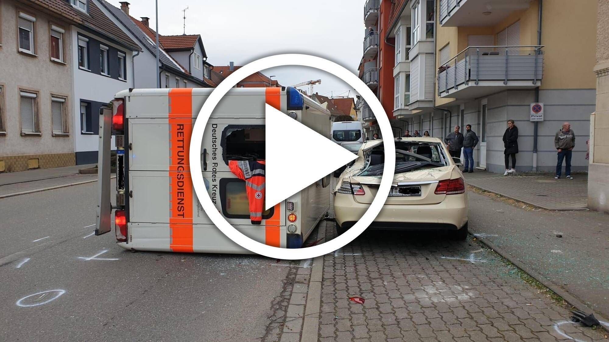 Knöllchen für Rettungswagen mit Blaulicht: Fährt Krankenwagen künftig  langsam?