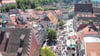  Unmut macht sich unter den Einzelhändlern in der Ravensburger Altstadt breit. Stein des Anstoßes sind nicht genehmigte Werbeschilder und Markisen.