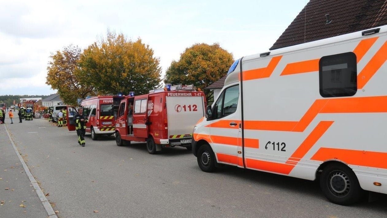 Ammoniak-Unfall: Rettungskräften Rücken Mit Großaufgebot An