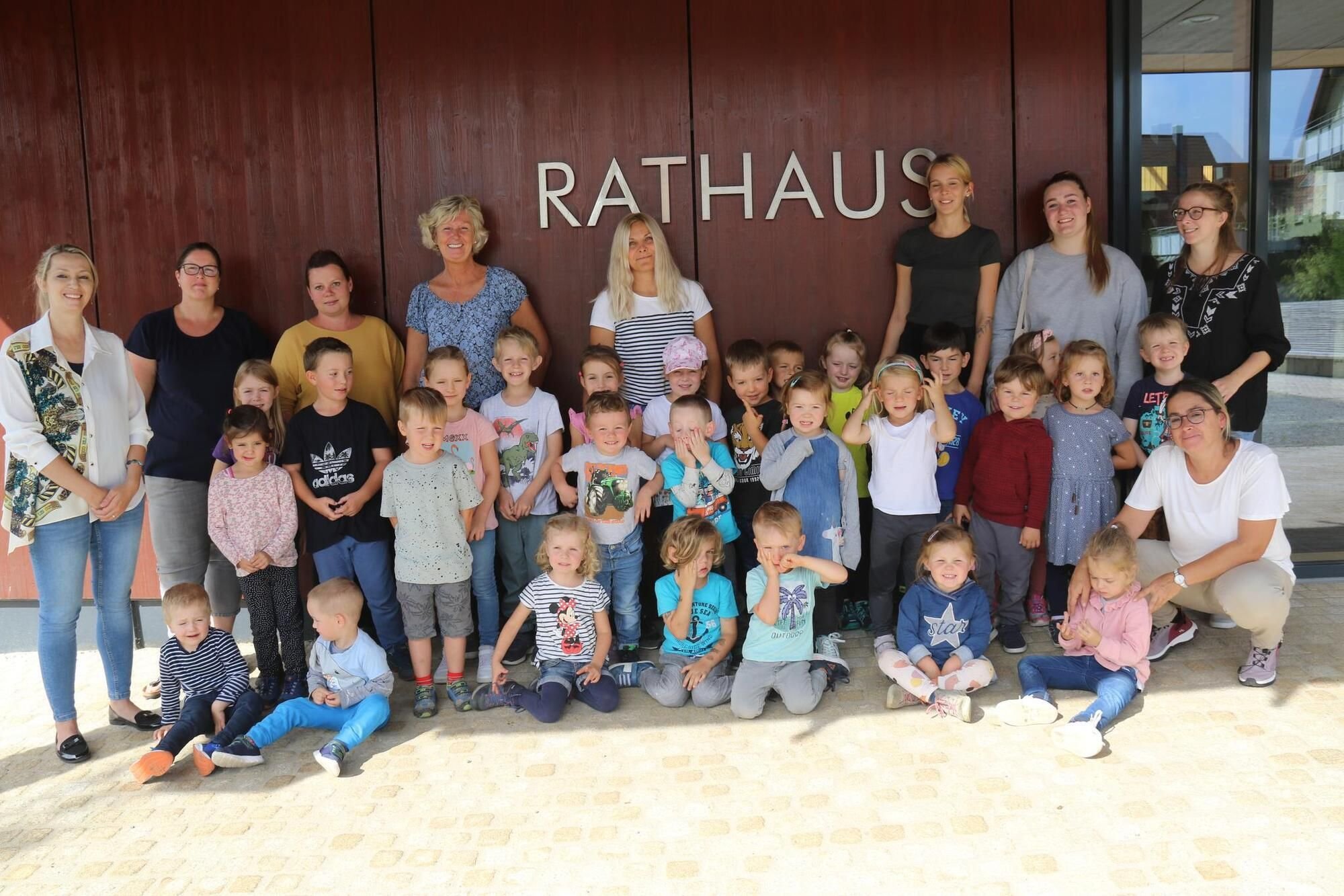 Kindergarten Worndorf besucht das Rathaus