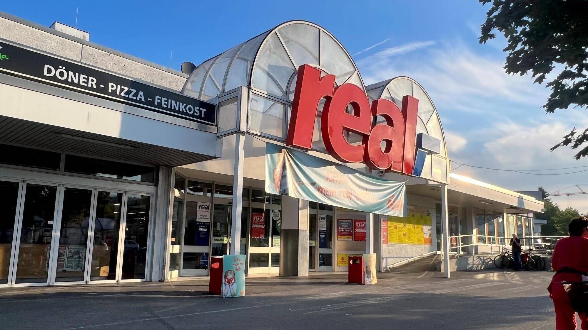 Real in Weingarten schließt drei Tage