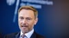 Bundesfinanzminister Christian Lindner (FDP) betont, dass die im Grundgesetz verankerte Schuldenbremse im Jahr 2023 wieder eingehalten werden müsse.