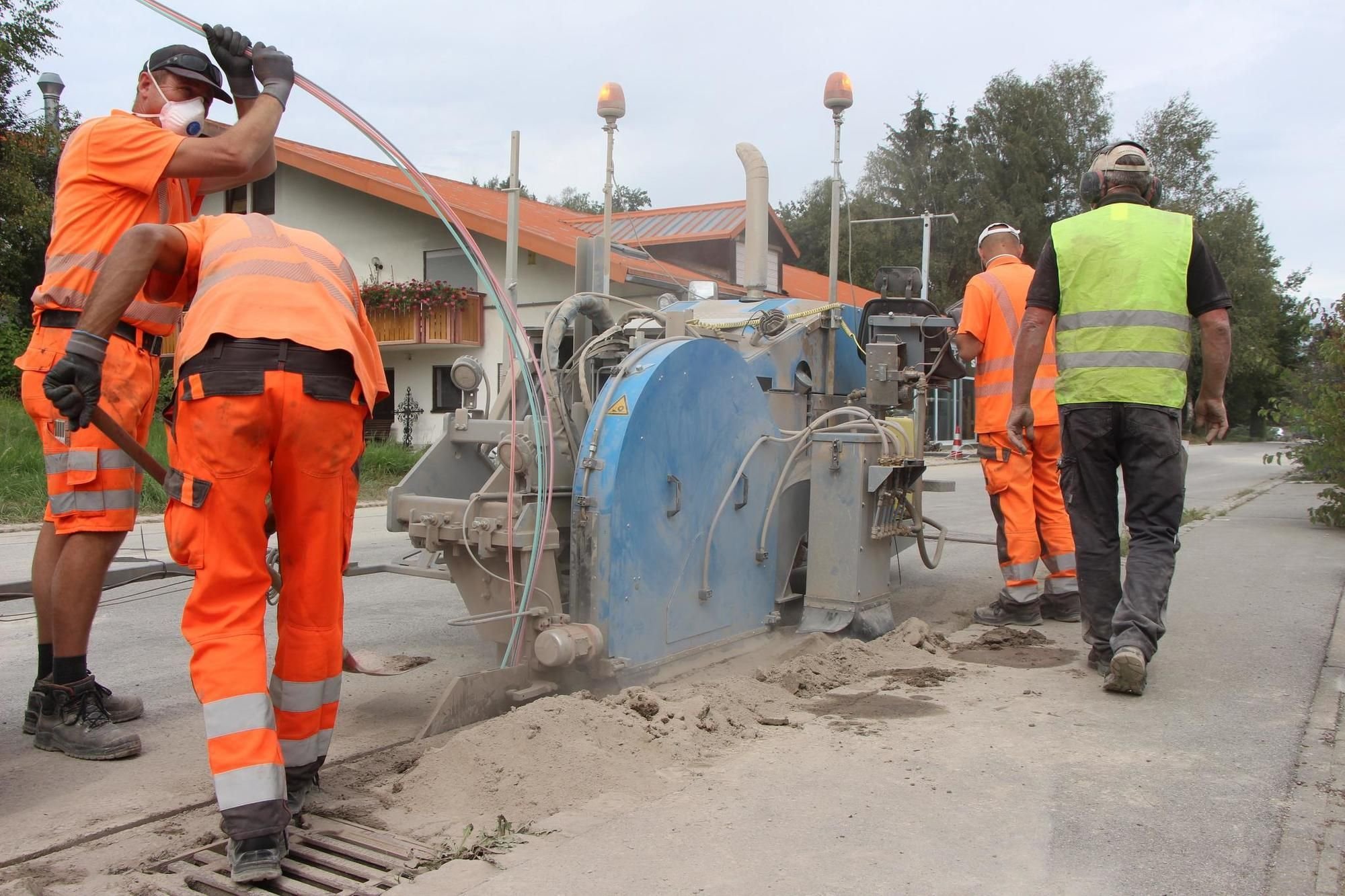 Eine kleine Rille fürs schnelle Internet