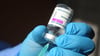 EMA bezeichnet Astrazeneca-Impfstoff als sicher - dennoch Warnhinweis