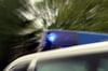 Die Polizei Ravensburg ist auf der Suche nach einem 43-Jährigen, der in Ravensburg einen 18-Jährigen mit einem Messer angegriffen haben soll.