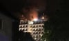  Flammen auf dem Hochhaus am Ravensburger Goetheplatz: Ob die Brandstiftung auf das Konto des Angeklagten geht, ist bisher noch unklar. Er leugnet die Tat.