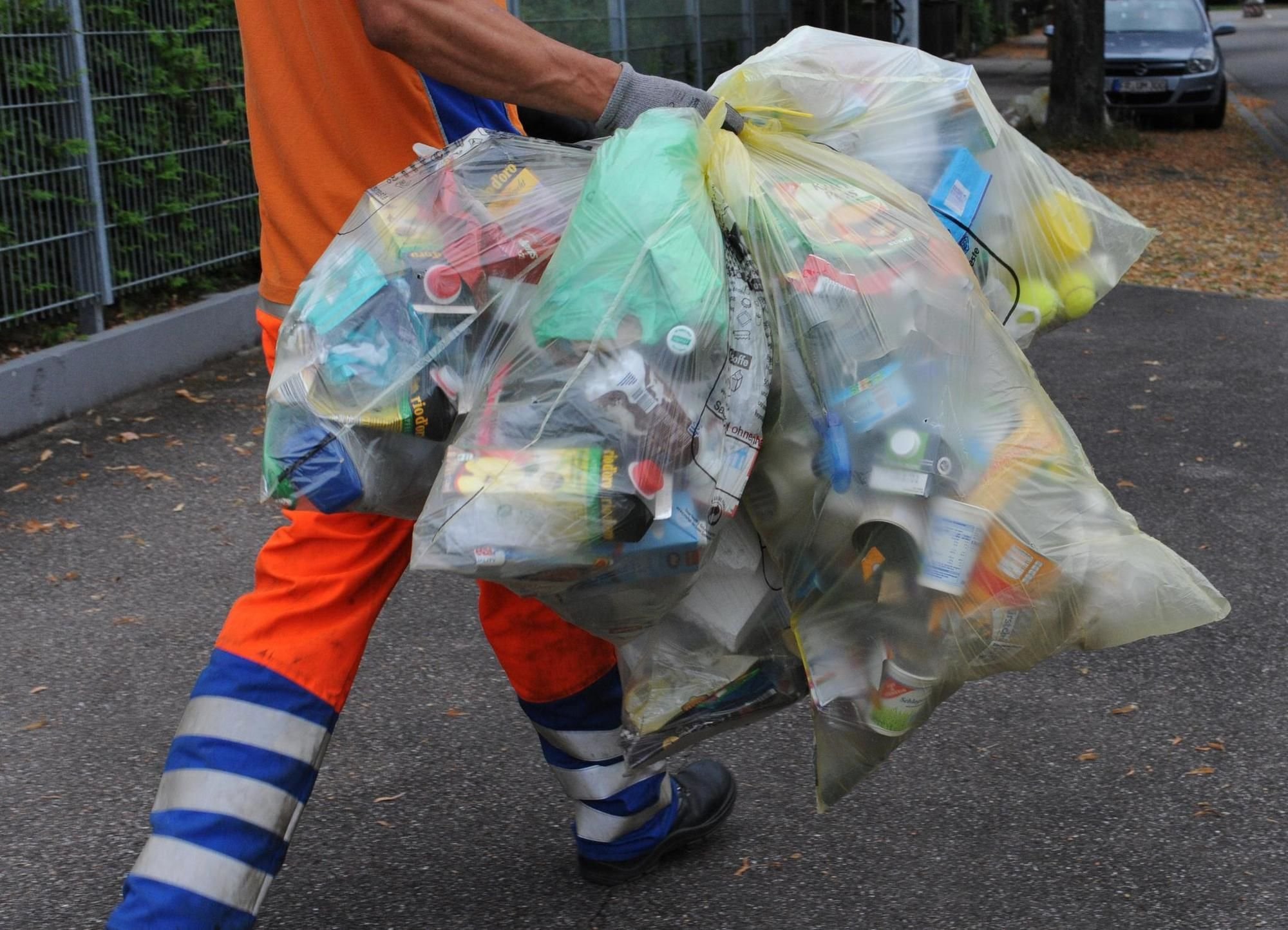 Besser, bürgernah, mittelstandsfreundlich: Grünabfallplätze bleiben in ...