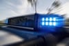  Bei der Unfallaufnahme nach einem Unfall bei Leutkirch stellten Polizeibeamte einen Verstoß gegen die derzeit gültige Corona-Verordnung fest.