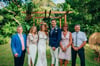 Bei der deutsch-australischen Hochzeit (von links): die Brauteltern Richard und Tracey Vorias, das Ehepaar Teigan und Robert Mohr sowie Annette und Paul Mohr.