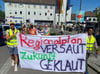  Demonstrierende zogen am Samstagvormittag durch Ravensburg. Sie protestierten gegen den Regionalplan.