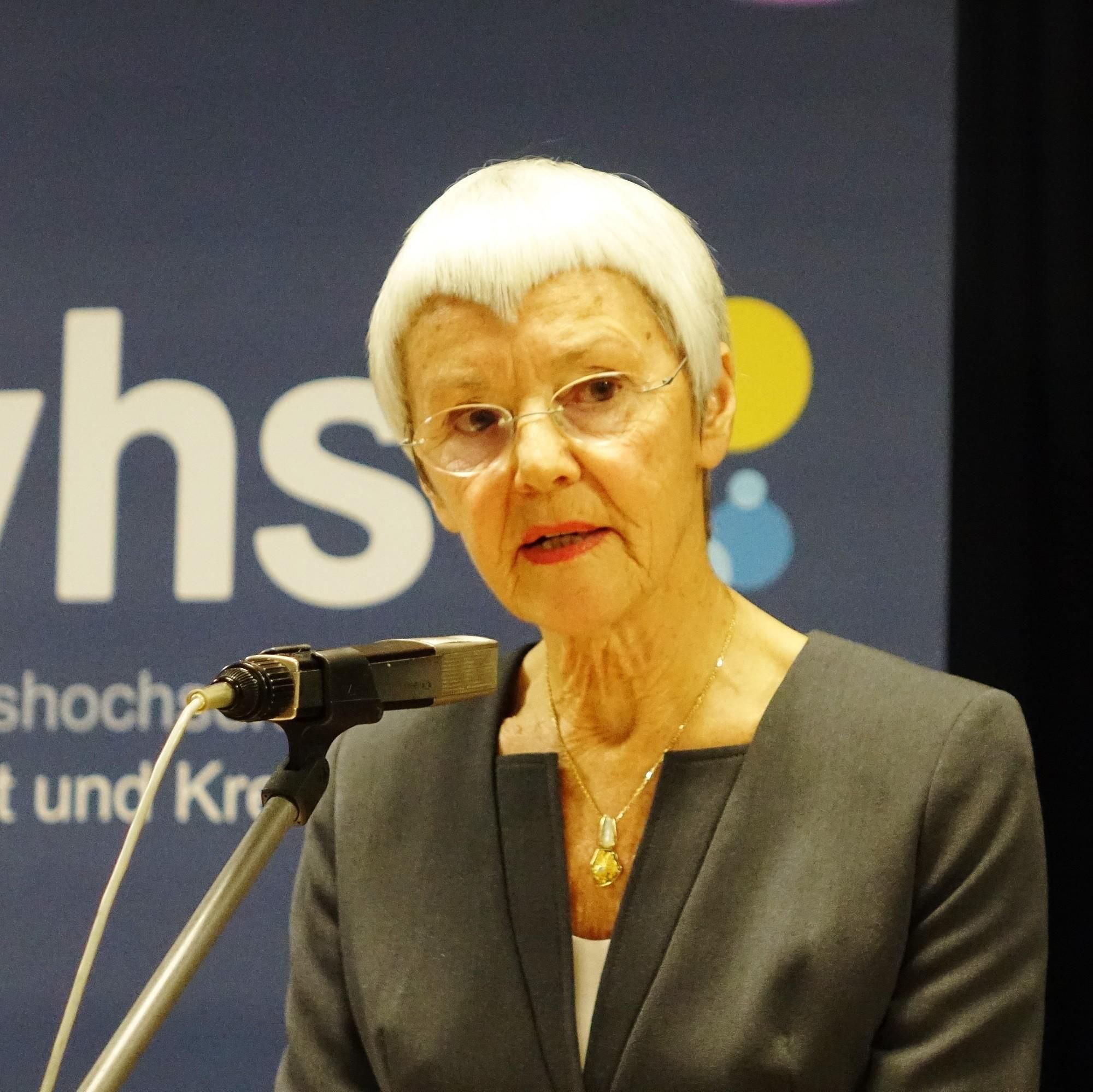 Gabriele Krone-Schmalz plädiert für mehr Respekt in öffentlichen  Diskussionen