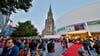 Bei der 21. Kulturnacht war viel los auf dem Münsterplatz (Im Bild „Le Canapé Rouge). Die Besucher ließen sich von den Hygoieneregeln nicht abschrecken.