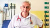  Jahrelang war Dr. Klaus Adams ein beliebter Kinderarzt in Lindau, jetzt leitet er die beiden Impfzentren des Landkreises.