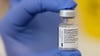 Biontech-Labordaten zufolge sind drei Impfdosen für einen ausreichenden Schutz vor der Omikron-Variante des Coronavirus notwendig. Foto: Michael Reichel/dpa-Zentralbild/dpa