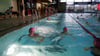 Sie haben genug Sicherheit im Wasser: Kinder und Jugendliche beim 24-Stunden-Schwimmen der DLRG 2017.