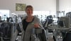 Claudia Uhland in ihrem Gammertinger Fitnessstudio. „Lediglich Reha-Sport dürfen wir anbieten. Aber Geld verdienen lässt sich damit kaum“, sagt sie.