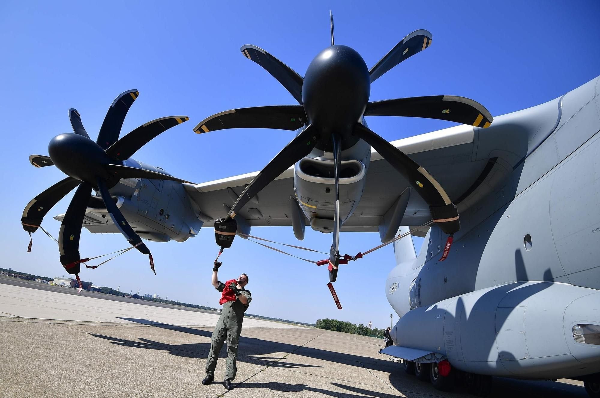 Rüstungs- und Raumfahrtsparte von Airbus wird umgebaut: Auswirkungen ...
