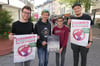  Matthias Eckmann, Philip Moore, Liam Fink und Sander Frank (von links) werben für die Klimastreik-Demo, die am Freitag auch durch die Karlstraße führen wird.