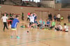  Mit große Eifer und Einsatz waren Schüler aus drei Ehinger Schulen bei der Handball-Olympiade der TSG dabei.