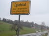 Auf der B 12 in der Ortsdurchfahrt von Eglofstal gilt bald Tempo 50.