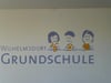 Die Sanierung der Grundschulgebäude in Wilhelmsdorf kostet rund 1,6 Millionen Euro. Die Arbeiten sollen 2020 beendet sein.