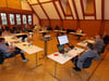 Viele Zuhörer verfolgen die Sitzung des Ortschaftsrats Kippenhausen im Immenstaader Rathaus. .