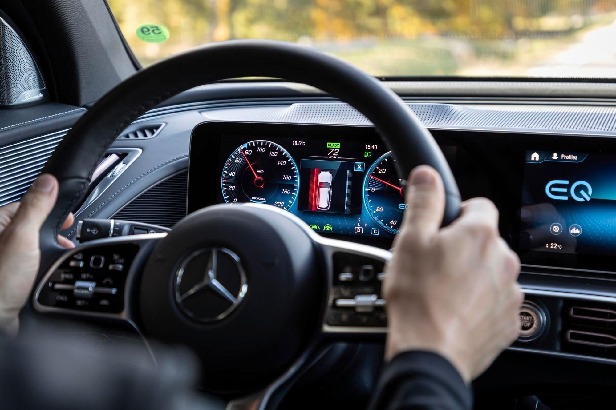 Mercedes stellt aktives Gurtschloss vor - Verkehrsunfall und Fahrzeugtechnik