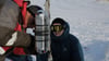 Felix Henningsen (rechts, mit Skibrille) bei seiner Arbeit auf dem gefrorenen Baikalsee in Sibirien.