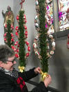 Trotz Corona-Pandemie stehen Palmzweige in der Berger Kirche