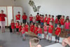  Die Kleinen des katholischen Kindergartens St. Josef und ihre Erzieherinnen trugen zum Programm des Pfarrfests einige lustige Lieder bei und mussten bei ihrem Auftritt im Pfarrheim eine Zugabe geben.