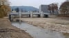  Das Donauwehr an der Groß Bruck soll nach dem Willen der Stadt Tuttlingen in den Sommermonaten wie in den Vorjahren hochgefahren werden dürfen.