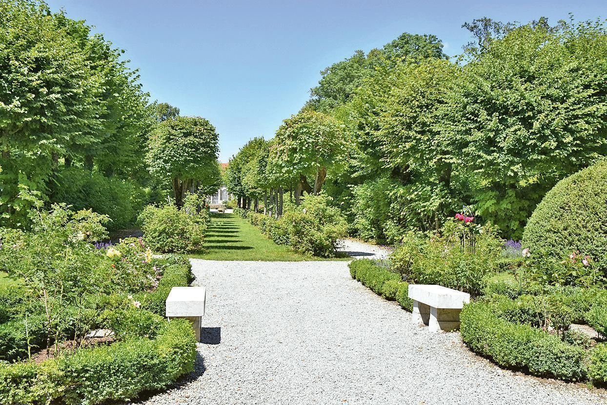 Diese Adelsfamilie pflegt ihren Garten selbst