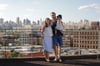  Auf ihrer Odyssee durch New York boten sich dem jungen Paar immer wieder neue Aussichten auf Manhattan.