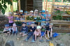  Die Kinder des Montessori Kinderhauses hoffen, dass ihre Arbeit als Projekt des Monats ausgezeichnet wird.