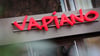 Der Schriftzug Vapiano steht an einer Restaurantfiliale. Foto: Martin Gerten/Illustration