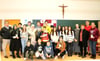  Das Schulsanitäts-Team am Schulverbund Bad Saulgau freut sich über den Sanitätsdienst-Rucksack der Barmer-Krankenkasse