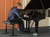  Das Bildungswerk bietet einen Klavier-Meisterkurs an.