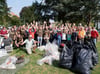 Wer soviel Müll gesammelt hat, darf stolz auf sich sein: 75 Häfler Helfer waren beim "RhineCleanUp-Tag" beteiligt - und haben 40 Säcke an Müll gesammelt.