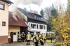 Stadel zwischen zwei Lindauer Wohnhäusern gerät in Brand