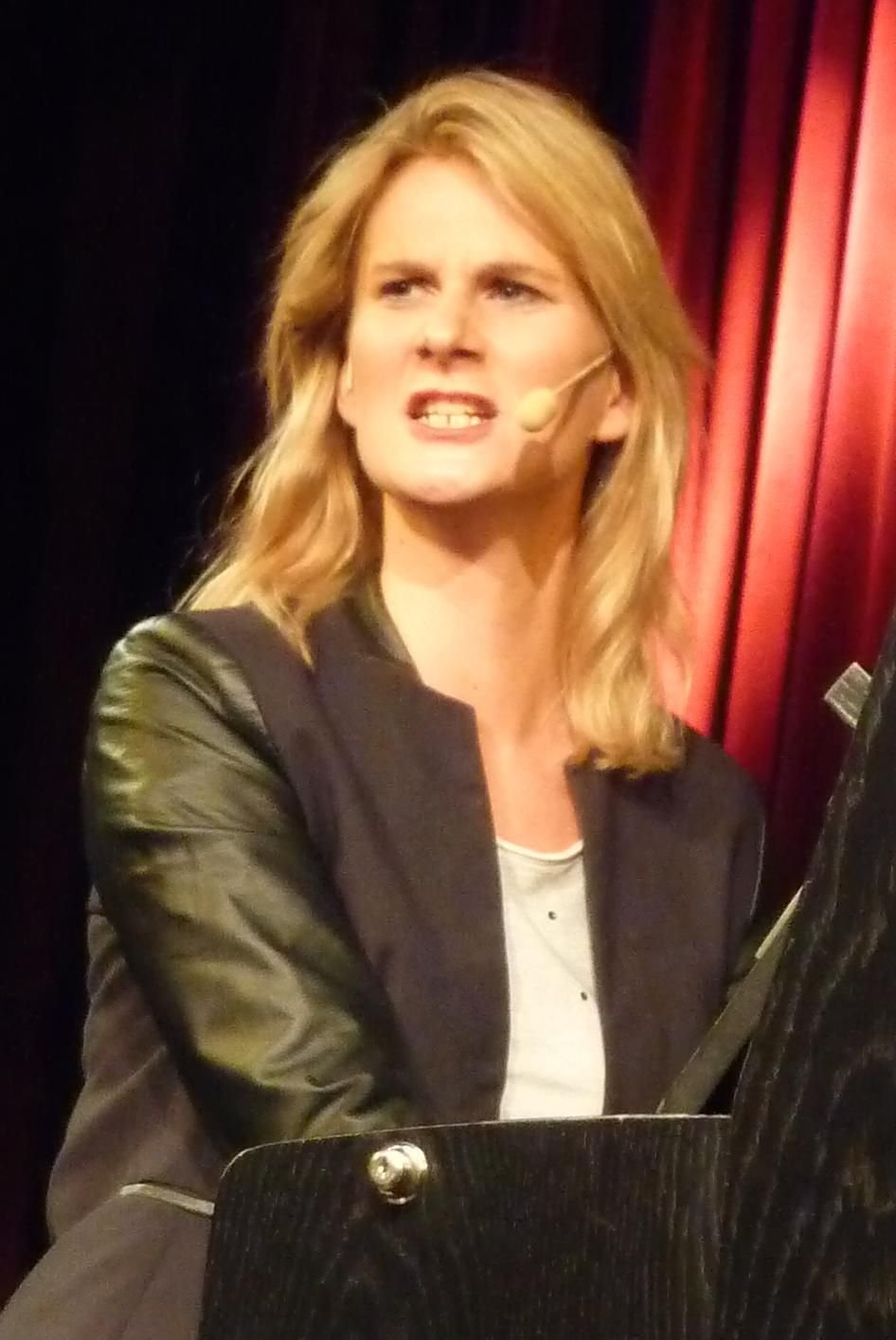 Lucy bringt selbstkomponierte Lieder mit