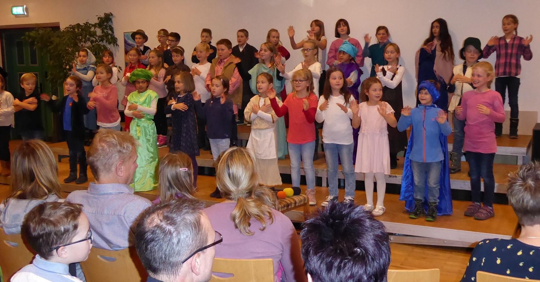 „Freude, Freude“ – Weihnachtsmusical in Laichingen