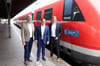  Sie hoffen, dass ab 2021 Direktzüge von Lindau bis Romanshorn fahren (von rechts): Bayerns Verkehrsminister Hans Reichhart, OB-Kandidat Mathias Hotz und CSU-Fraktionssprecher Thomas Hummler.
