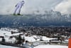 
Zum Abschluss legte Skispringer Hannes Erne an der Adlerstation in Hinterzarten noch einen Sprung über 70,5 Meter hin.
