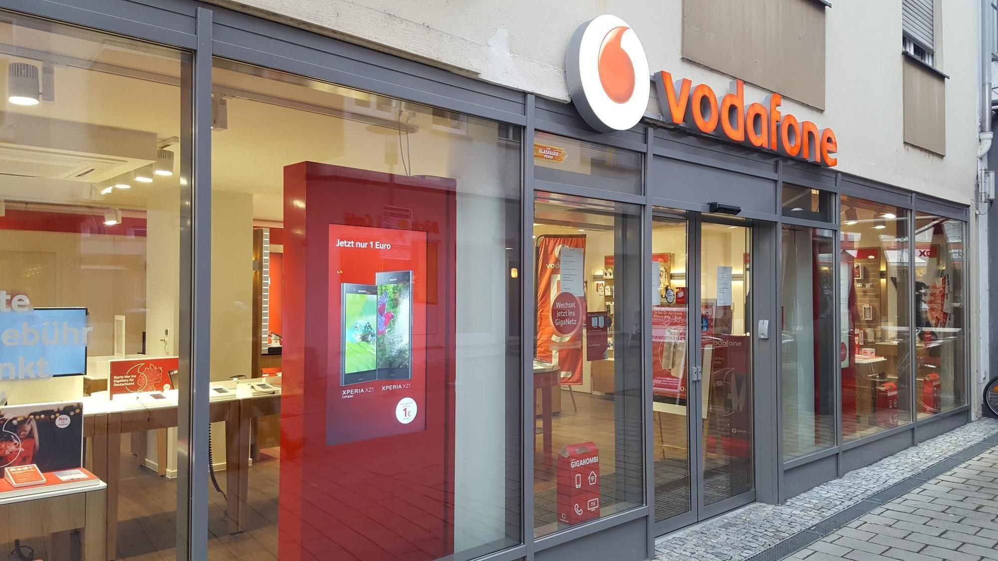 soll Verträge gefälscht haben