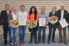 
Vorsitzender Gerd Rothenbacher (links) mit den neuen Ehrenmitgliedern und deren Gattinnen: (v.l.) Claudia und Ralf Knehr, Petra und Thomas Jäger, Sigrid und Joachim Semmelrodt.
