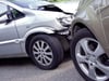 Das sollten Autofahrer nach einem Unfall auf keinen Fall tun