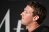 
Facebook-Chef Mark Zuckerberg: Das soziale Netzwerk ist wegen des Datenskandals unter Druck – deutsche Politiker fordern nun eine Digital-Agentur zur Kontrolle der Internetkonzerne.

